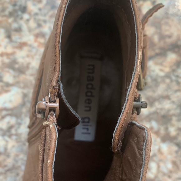 Brown booties - Picture 7 of 7